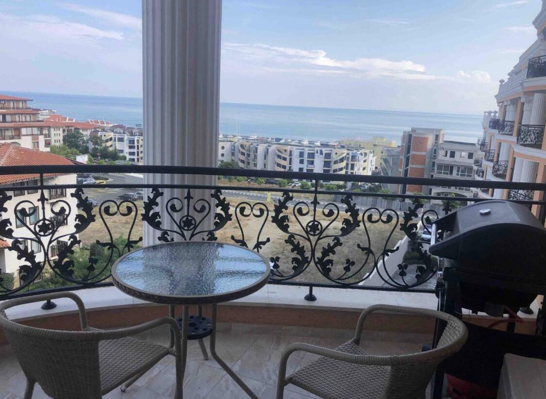 Amazing Apartment Facing The Sea Burgas Exteriör bild